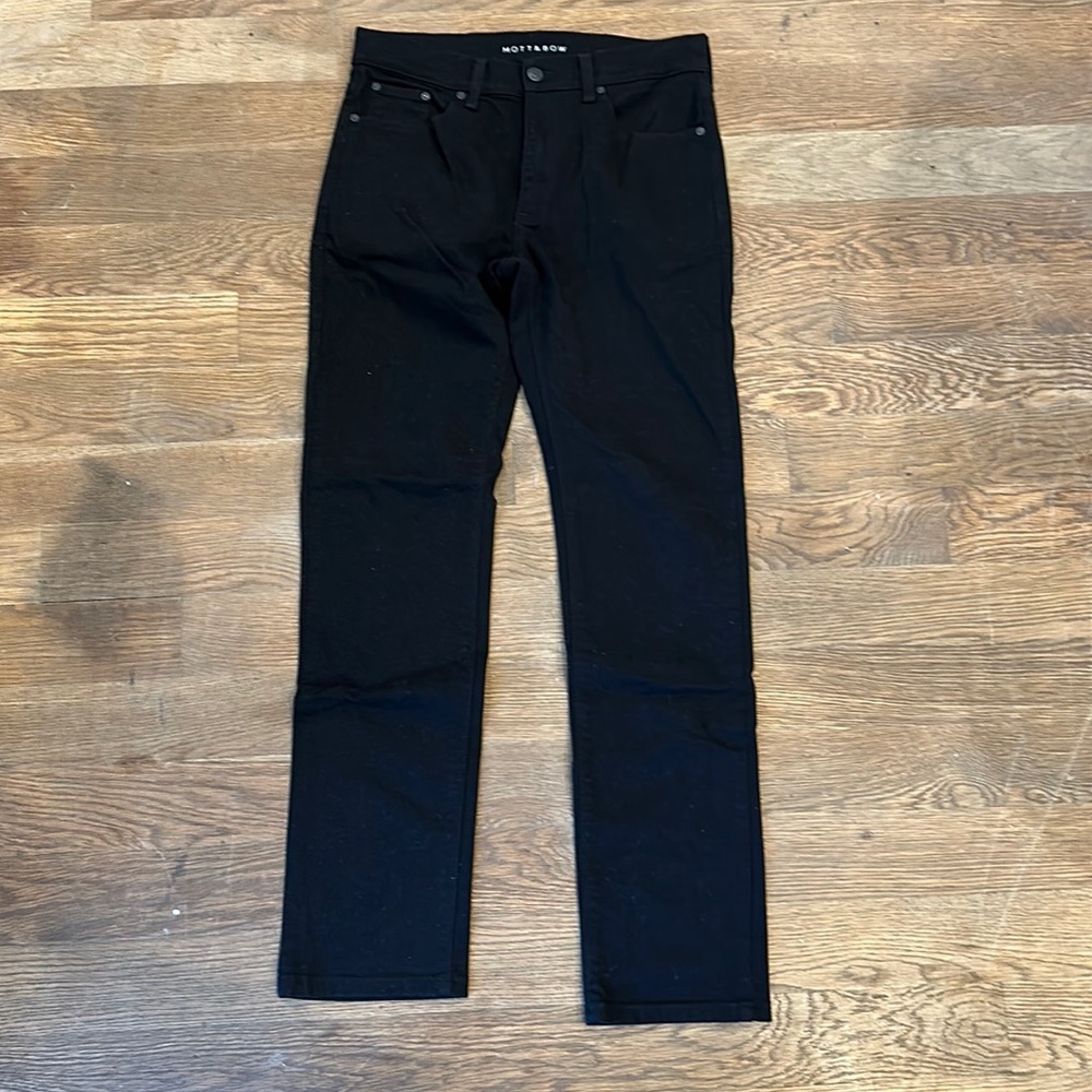 Mott & Bow Slim Mercer Jean in Black